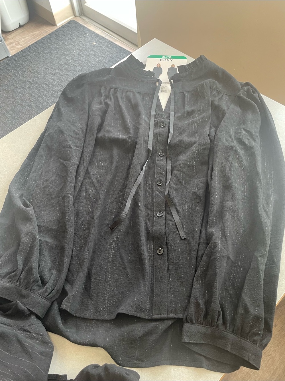DKNY Black Ruffled Neck Tie-Front Blouse XL (Lot) - Picture 3 of 5